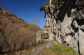 20131116_120015 Tratto di strada con arco naturale.jpg